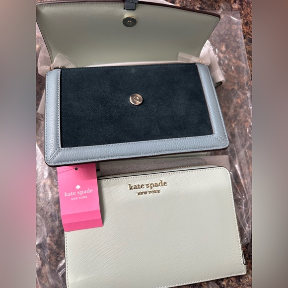 NWT Kate Spade green color block flap crossbody bag and NWT mint wristlet set - Picture 4 of 15